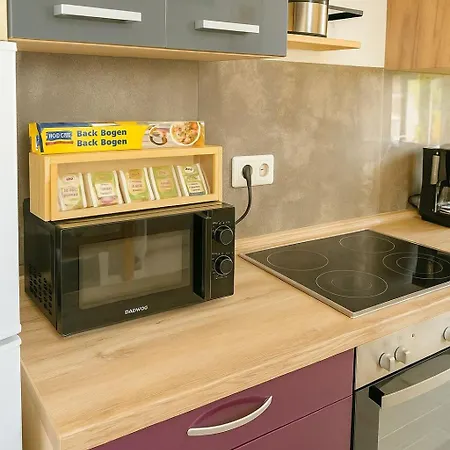 Angebot - Grosse - Max 6 Personen - Wifi - Waschmaschine - Badewanne - 2 Parkplaetze - Zentrale Lage - Grosse Kueche Apartamento *