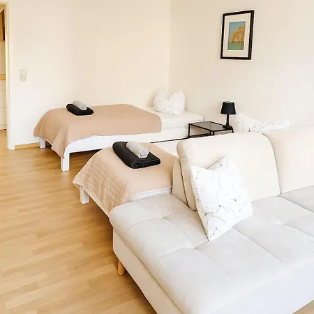 Appartement Angebot - Grosse - Max 6 Personen - Wifi - Waschmaschine - Badewanne - 2 Parkplaetze - Zentrale Lage - Grosse Kueche *